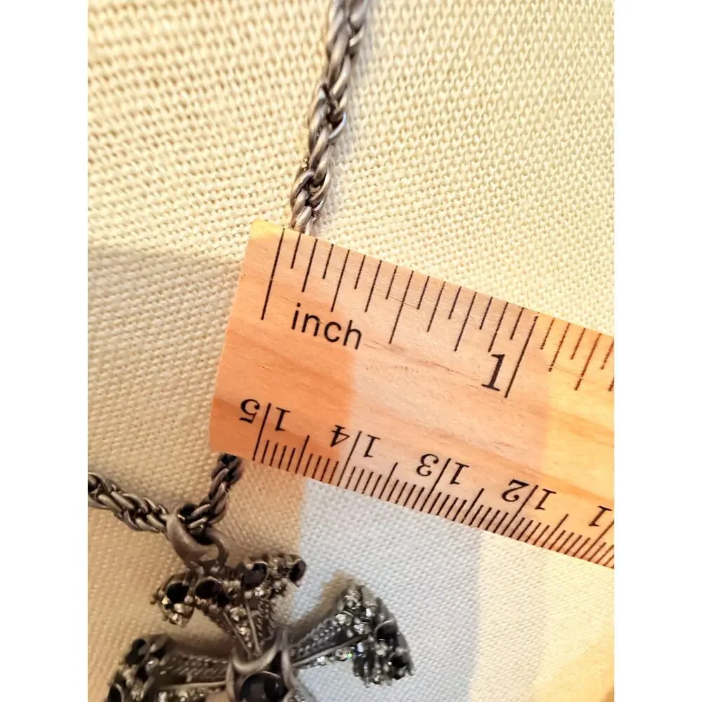Vintage Silver Tone Black Rhinestone Cross Necklace 16”